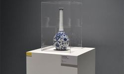 Türk seramik sanatçısı, Çin'in porselen başkenti Jingdezhen'de yeni İpek Yolu hikayeleri resmediyor