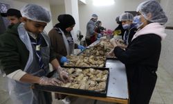 Batı Şeria'da ihtiyaç sahipleri için iftar hazırlığı