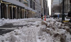 New York'ta etkili olan kar fırtınası şehri esir aldı