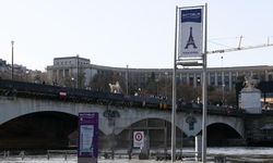 Paris'teki şiddetli yağışlar Sen Nehri kıyılarında taşkınlara yol açtı