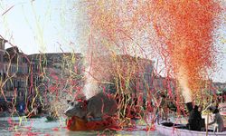 2026 Venedik Karnavalı renkli gösterilerle başladı