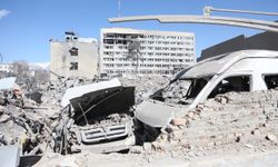 ABD-İsrail saldırılarının ardından Tahran'da çok sayıda bina hasar gördü