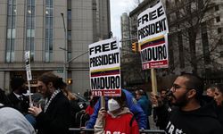 ABD'de ikinci kez hakim karşısına çıkan Maduro'ya destek gösterisi