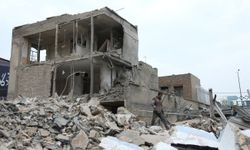 Azerbaycan İran'a yönelik insani yardımlarını artırdı