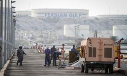 CENTCOM: ABD, İran'ın Hark Adası'nda 90'dan fazla askeri hedefi vurdu