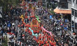 Çin'de düzenlenen Chenghuang Tapınak Fuarı geçit töreni büyük ilgi gördü