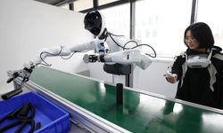 Çin'in başkenti Beijing'deki robot okulları, insansı robotları eğitiyor