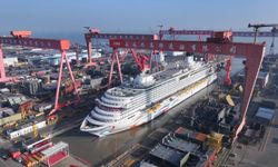 Çin'in ikinci büyük yerli kruvaziyer gemisi Adora Flora City'nin gövde inşası tamamlandı