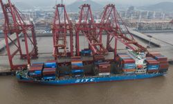 Çin'in Ningbo-Zhoushan Limanı'nın kargo işlem hacmi 245 milyon tona çıktı