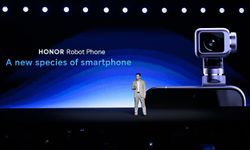 Çinli teknoloji firması Honor, 2026 Mobil Dünya Kongresi öncesinde 'Robot Telefonu' sergiledi