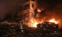 İran'dan İsrail'e balistik füze saldırısı: En az 20 yaralı