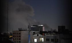 İsrail ile ABD güçleri, İran'ın başkenti Tahran'da hastaneyi vurdu