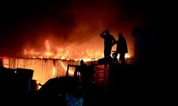 İsrail, Lübnan'ın Sayda kentindeki Hizbullah ofisini vurdu