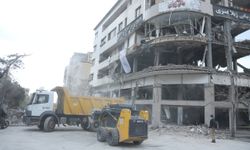 İsrail'in Tahran'a yönelik saldırılarında Al Araby TV binası hedef alındı