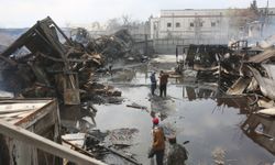 Kabil'de bir hastaneye düzenlenen saldırıda en az 400 kişi hayatını kaybetti