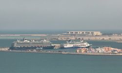 Körfez'de uçuş iptalleri: Kruvaziyer yolcuları Doha'da mahsur kaldı