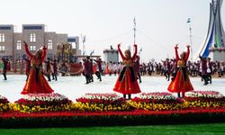Orta Asya ülkelerinde Nevruz kutlamaları renkli görüntülere sahne oldu