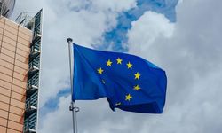 AB, İsrail'in Lübnan'a yönelik saldırılarını kınadı