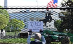 ABD ve İsrail'in İran'a yönelik saldırıları Beyaz Saray önünde protesto edildi