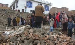 Afganistan'da 5,8 büyüklüğündeki depremde hayatını kaybedenlerin sayısı 12'ye yükseldi