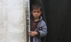 Afganistan'da sınır ötesi saldırılar: 9.000'den fazla aile yerinden edildi