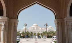 BAE'nin başkenti Abu Dabi'de petrokimya tesisinde çıkan yangınlar kontrol altına alındı