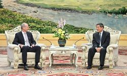 Çin Başbakan Yardımcısı, Jardine Matheson Yönetim Kurulu Başkanı ile görüştü