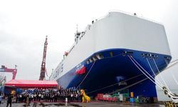 Çin'de inşa edilen dünyanın en büyük otomobil nakliye gemisi teslim edildi