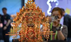 Çin'de tüketici ürünleri fuarında sergilenen geleneksel ürünler yoğun ilgi gördü