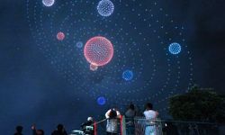 Çin'in Guizhou eyaletinde drone gösterisi renkli görüntülere sahne oldu