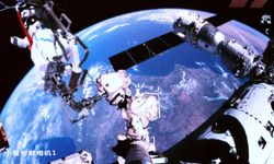 Çin'in Shenzhou-21 astronotları üçüncü araç dışı faaliyetlerini tamamladı