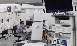 Çinli firmanın geliştirdiği cerrahi robotlar 10.000'den fazla ameliyatta kullanıldı