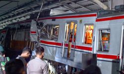 Endonezya'da tren kazası: 14 ölü, 84 yaralı