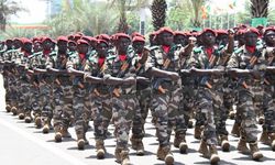 Gerilimin tırmandığı Mali'de Savunma Bakanı bombalı saldırıda hayatını kaybetti