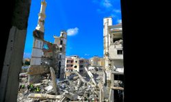 İsrail'den Lübnan'a ağır bombardıman: En az 254 ölü, 1.165 yaralı