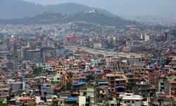 Nepal, yakıt krizi nedeniyle haftada iki gün tatil uygulamasına geçiyor