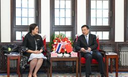 Xinhua Haber Ajansı Başkanı Fu, Tayland Basın ve Halkla İlişkiler Genel Müdürü Sudruetai ile görüştü