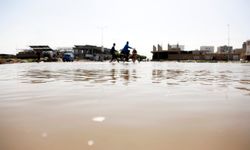 Yemen'in başkenti Sana'da şiddetli yağışlar sele neden oldu