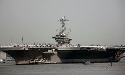 ABD uçak gemisi George Washington, Japonya'nın Yokosuka kentinde konuşlu bulunduğu deniz üssünden ayrıldı