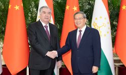 Çin Başbakanı Li, Tacikistan Cumhurbaşkanı Rahman ile görüştü