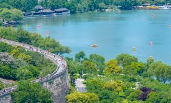 Çin'de İşçi Bayramı tatilinde turistik merkezler yoğun ilgi görüyor