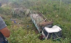 Myanmar'da kamyonet devrildi: 16 ölü, 21 yaralı