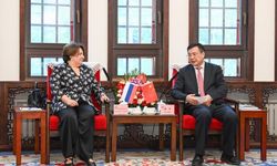 Xinhua Başkanı Fu, Rusya'nın Ulusal Medya Grubu CEO'su Balanova ile görüştü