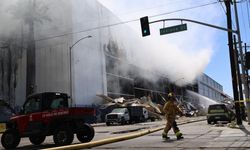 ABD'nin Los Angeles kentindeki depo yangınına müdahale çalışmaları sürüyor