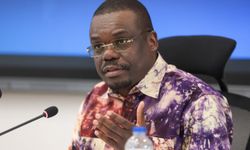 Afrika CDC Genel Direktörü'nden Ebola kaynaklı seyahat kısıtlamalarına tepki