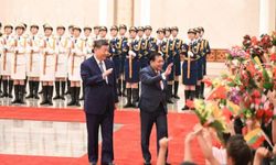 Çin Cumhurbaşkanı Xi, Myanmar Devlet Başkanı ile Beijing'de bir araya geldi