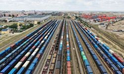 Çin'in Erenhot kara limanından geçen Çin-Avrupa yük treni sayısı 25.000'i aştı