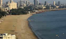 Hindistan'ın Mumbai kentinde yüzme havuzları ve inşaatlara su temini durduruldu