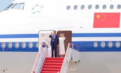 Kuzey Kore lideri Kim Jong-un, Xi'yi havalimanında karşıladı