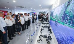 Laos Devlet Başkanı resmi ziyaret için Çin'de